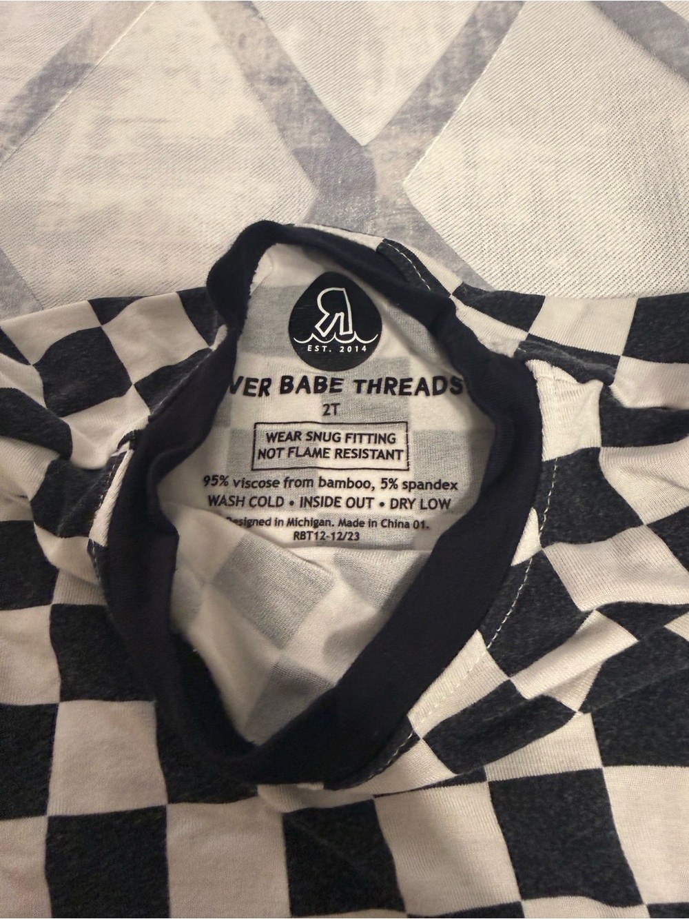 Kids Black & White Checkered Bamboo Pajama Set - Picture 3 of 8